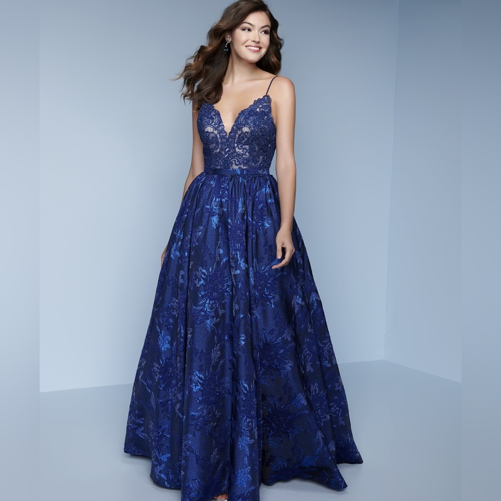 Landa Royal Blue Lace Prom Dress